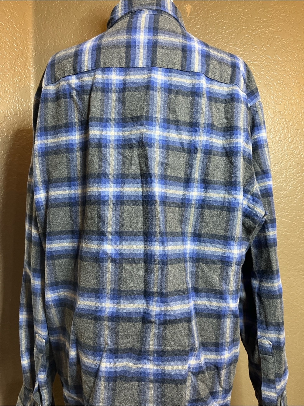 Pendleton Blue and Gray Plaid Button-Down Shirt - Picture 4 of 6